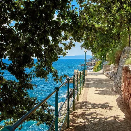 Ema-2 By Interhome Apartamento Lovran