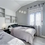 Ema-2 By Interhome Lovran