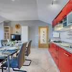 Apartamento Ema-2 By Interhome *