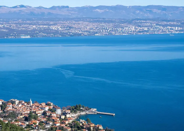 Ema-2 By Interhome *