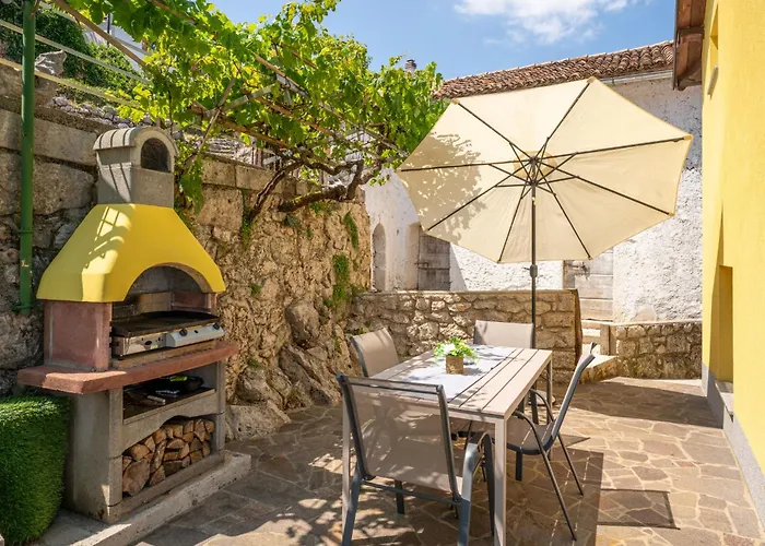 Ema-2 By Interhome *